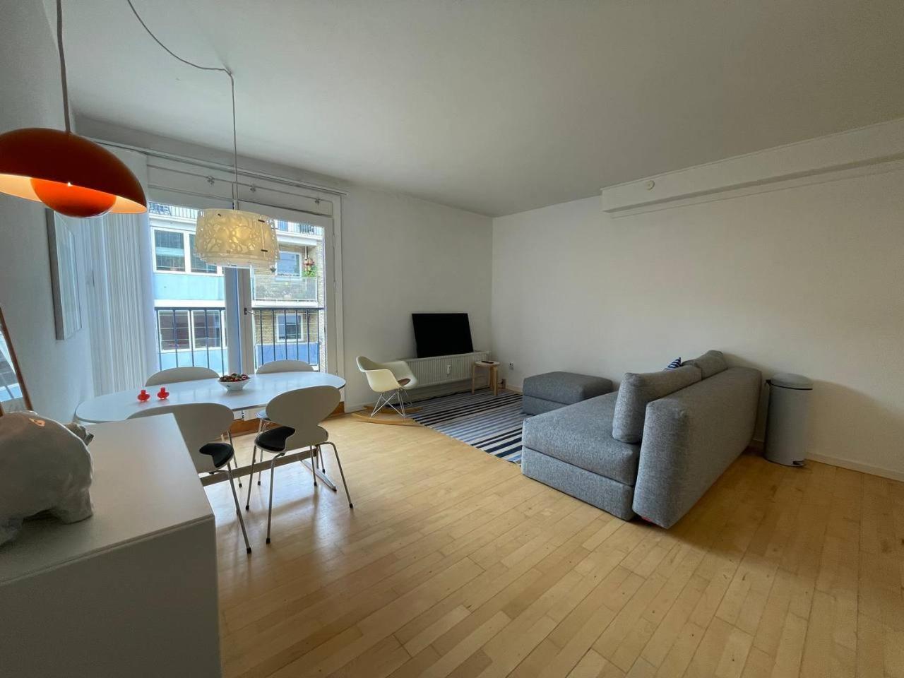 Christianshavn Finest With Huge Balcony * Copenaghen
